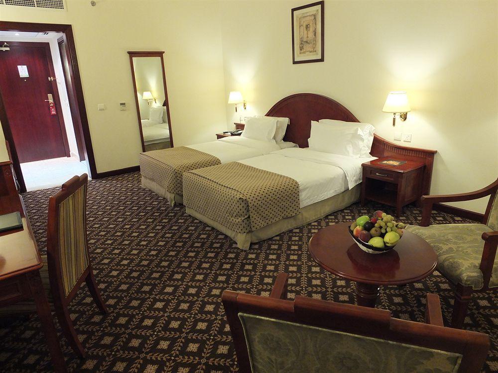 Gloria Hotel Доха Екстериор снимка