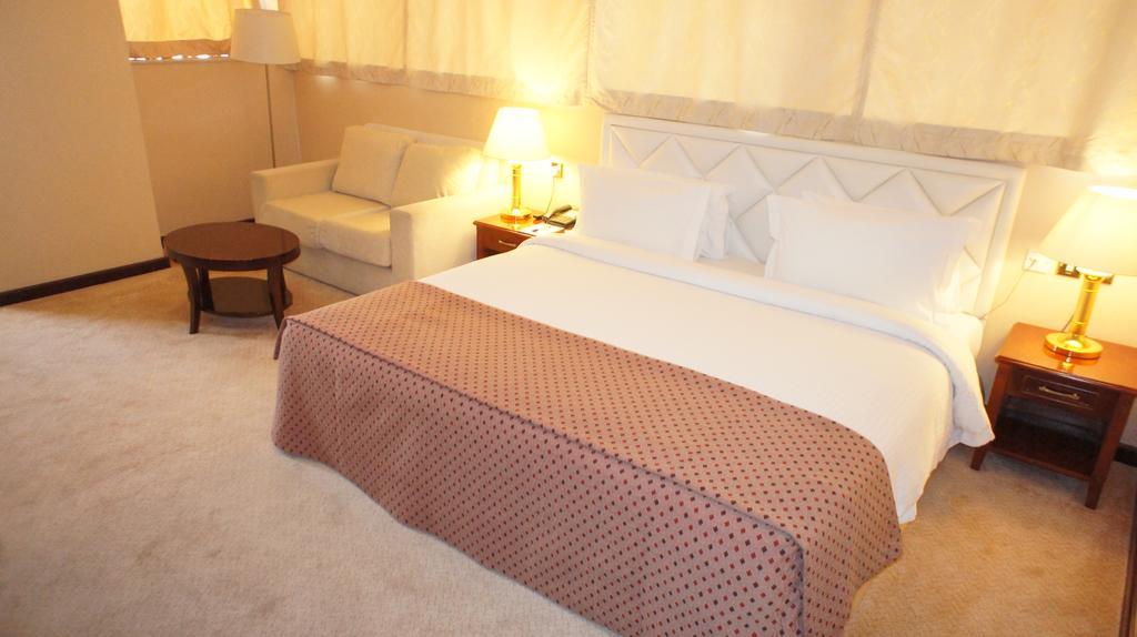 Gloria Hotel Доха Стая снимка