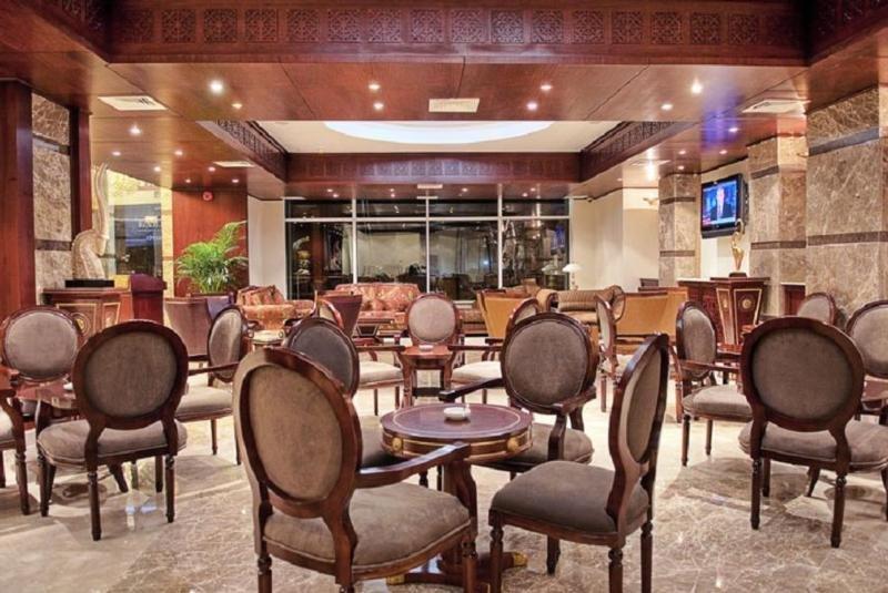 Gloria Hotel Доха Ресторант снимка