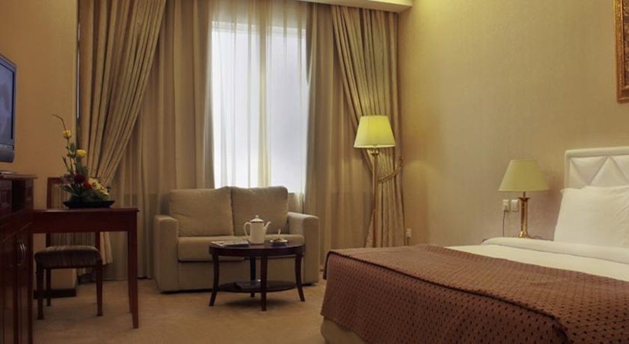 Gloria Hotel Доха Екстериор снимка